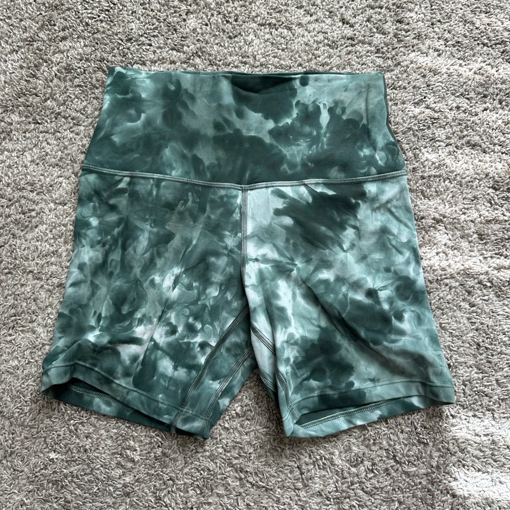 Lululemon align short 6”